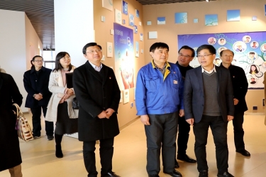 2020年1月3日，時(shí)任浙江省民政廳黨組成員、副廳長(zhǎng)江宇蒞臨景興紙業(yè)調(diào)研企業(yè)發(fā)展情況、黨建工作